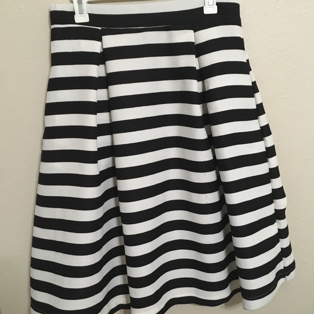 Black & White Striped Skirt